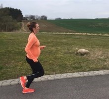 FitMum, pregnant woman running